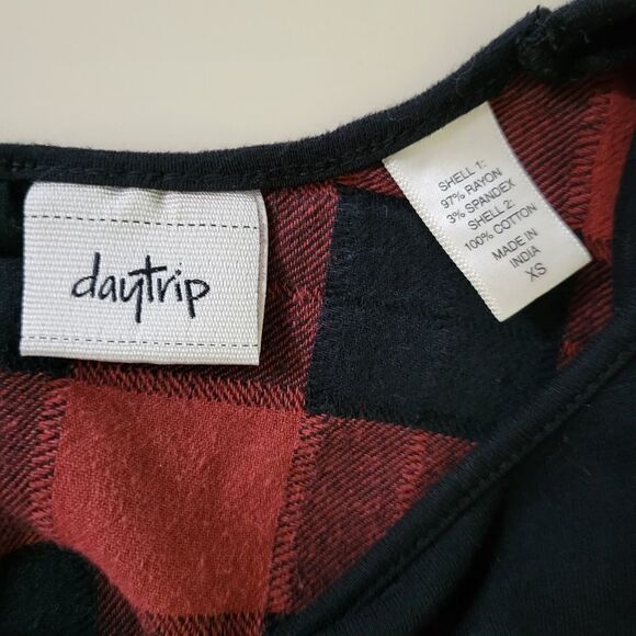 DayTrip Women's Black Balloon Sleeves Top with Buffalo Check Back - Picture 2 of 8